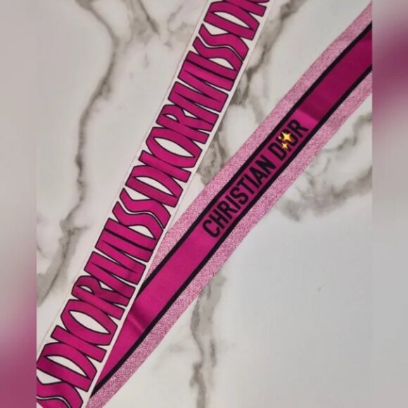 AUTHENTIC & NEW Hot PINK Dior Twilly - Picture 1 of 2